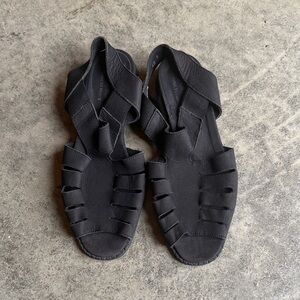 ARCHE Black Leather Sandals